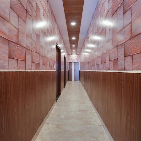 Hotel O Av Continental Zirakpur エクステリア 写真