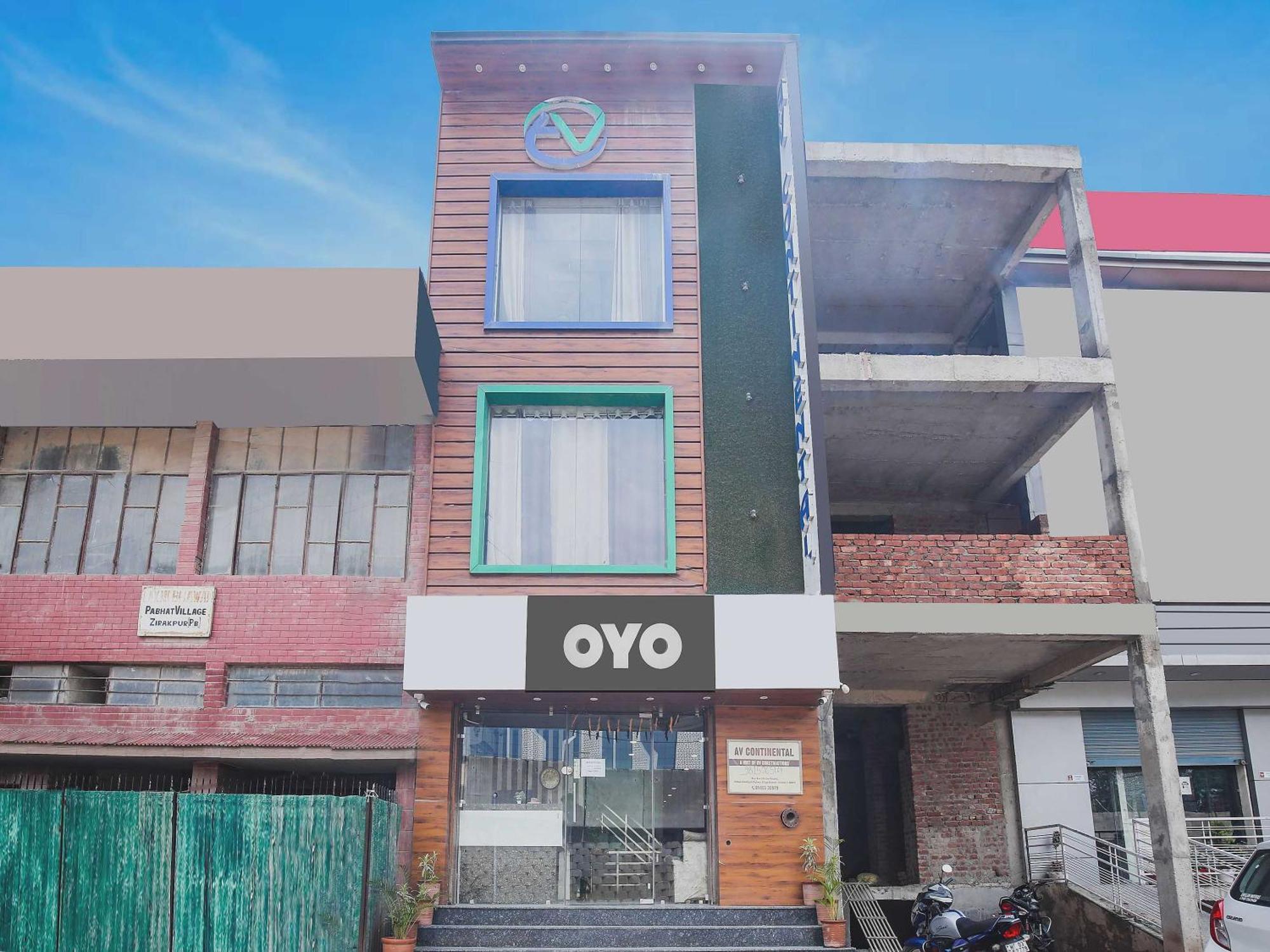 Hotel O Av Continental Zirakpur エクステリア 写真